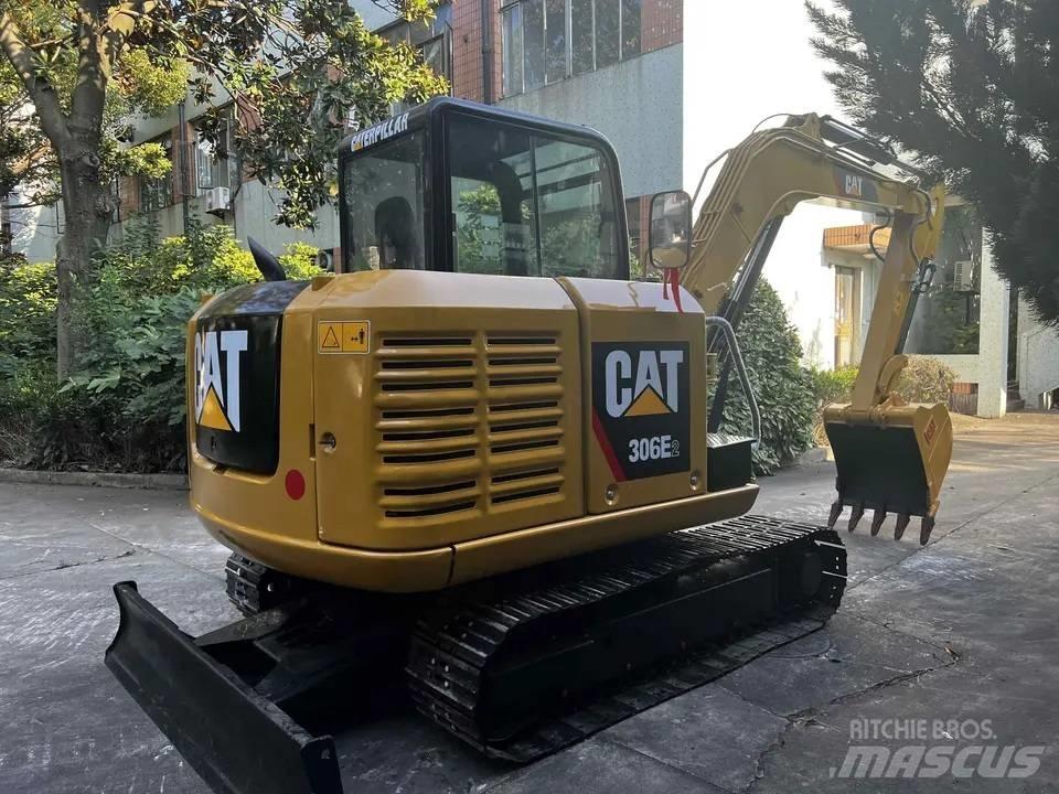 CAT 306 E2 小型挖土機/掘鑿機<7t(小型挖掘機)