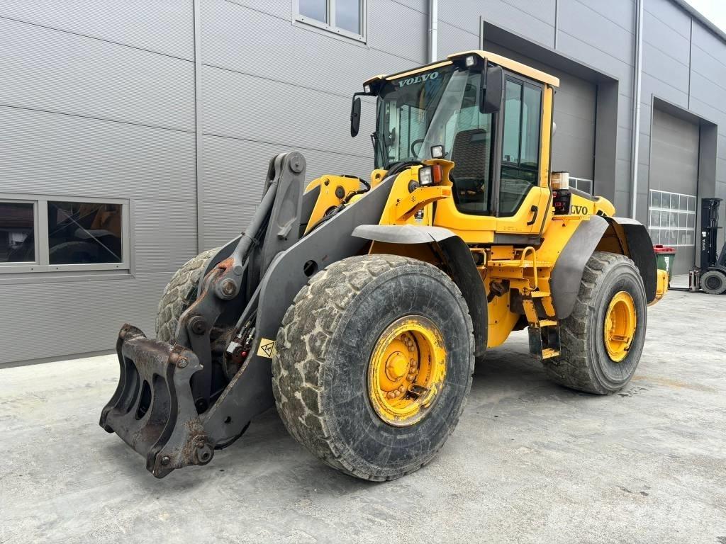 Volvo L 110 F 輪胎式裝載機