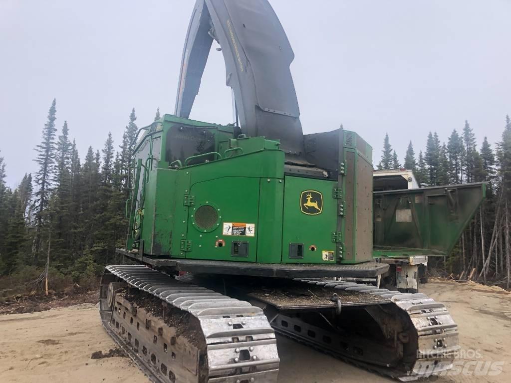 John Deere 853MH 收穫機