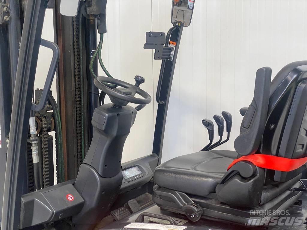 Doosan B30X-7 電動堆高機