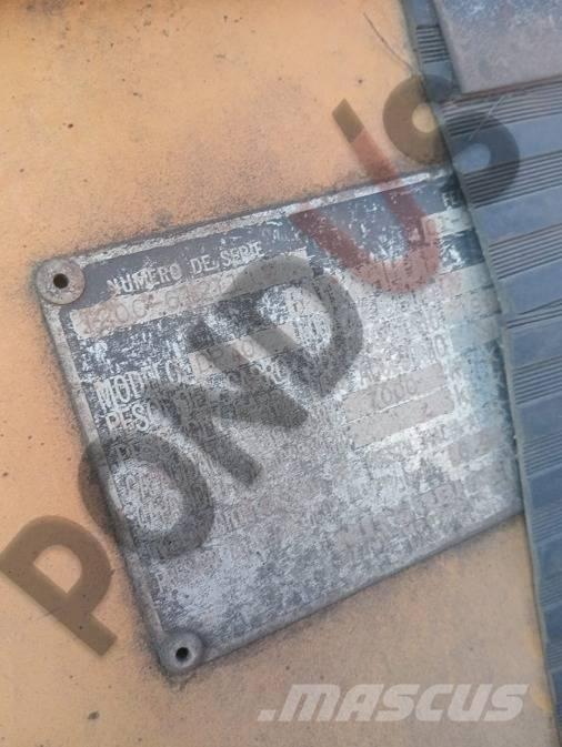 CAT DP 70 N 柴油卡車