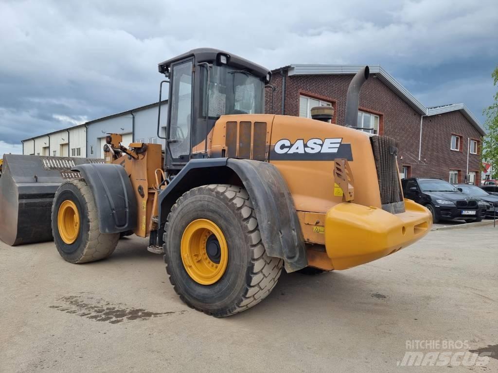 CASE 921 F 輪胎式裝載機