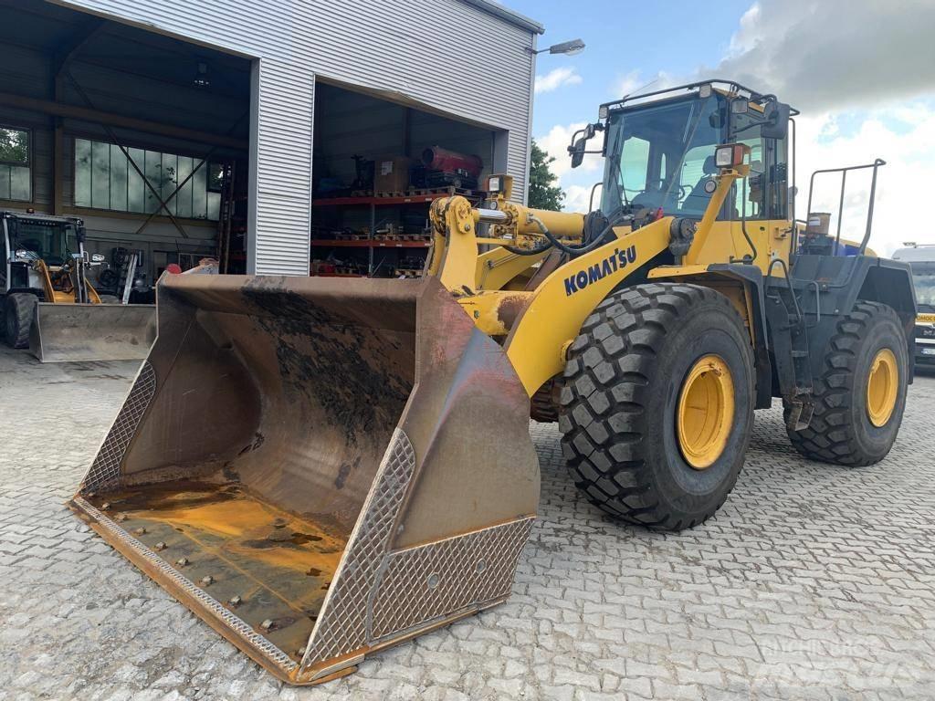 Komatsu WA 470-6 輪胎式裝載機
