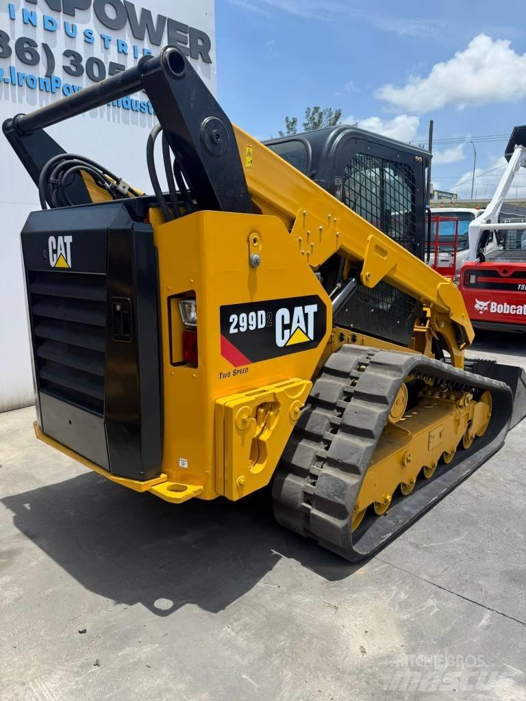 CAT 299 D 2 滑移轉向裝載機