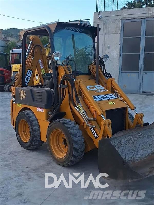 JCB 1CX 反鏟裝載機