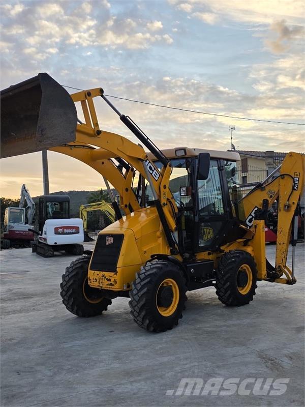 JCB 2CX 反鏟裝載機