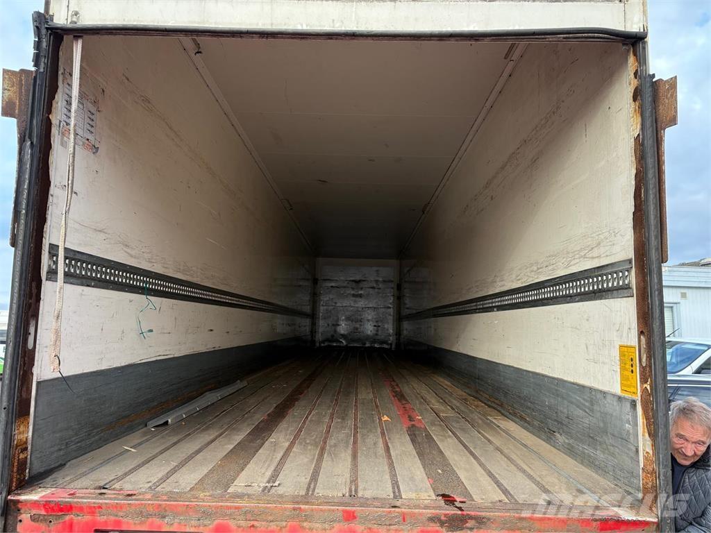 Kel-Berg 2aks 拖頭車