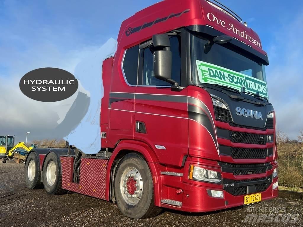 Scania R650 6x4 曳引機組件