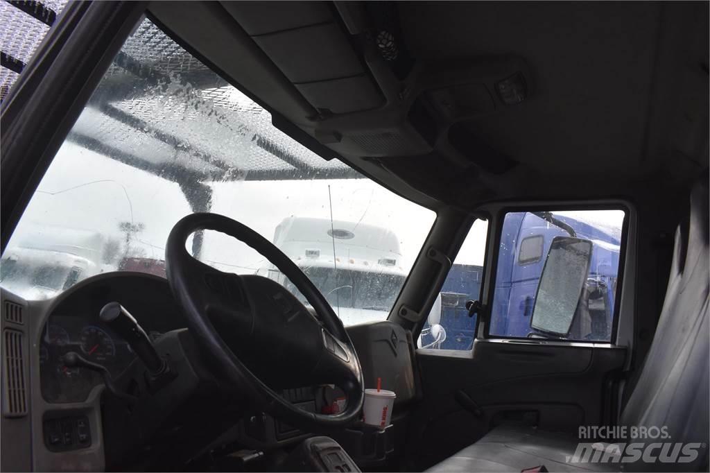Altec AA55 卡車裝載高空作業車