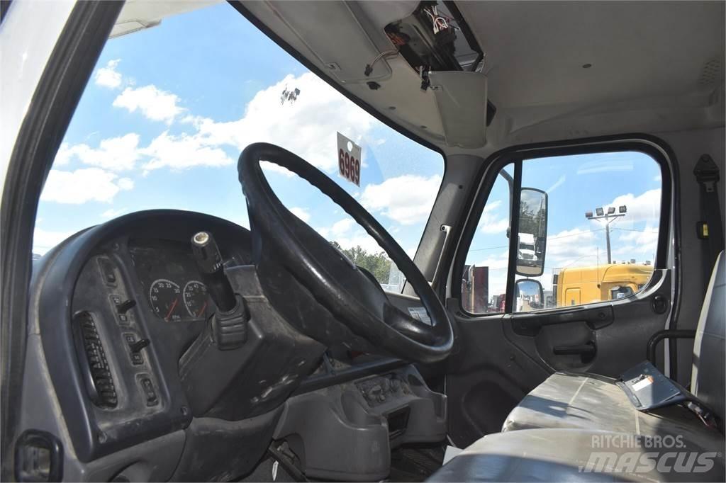 Altec AA55 MH 卡車裝載高空作業車