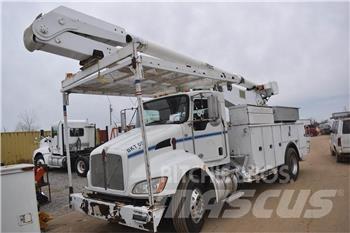 Altec AA755 卡車裝載高空作業車