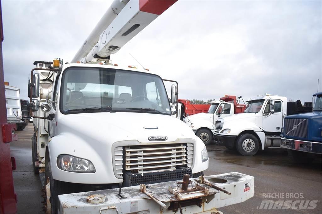 Altec AA755L 卡車裝載高空作業車