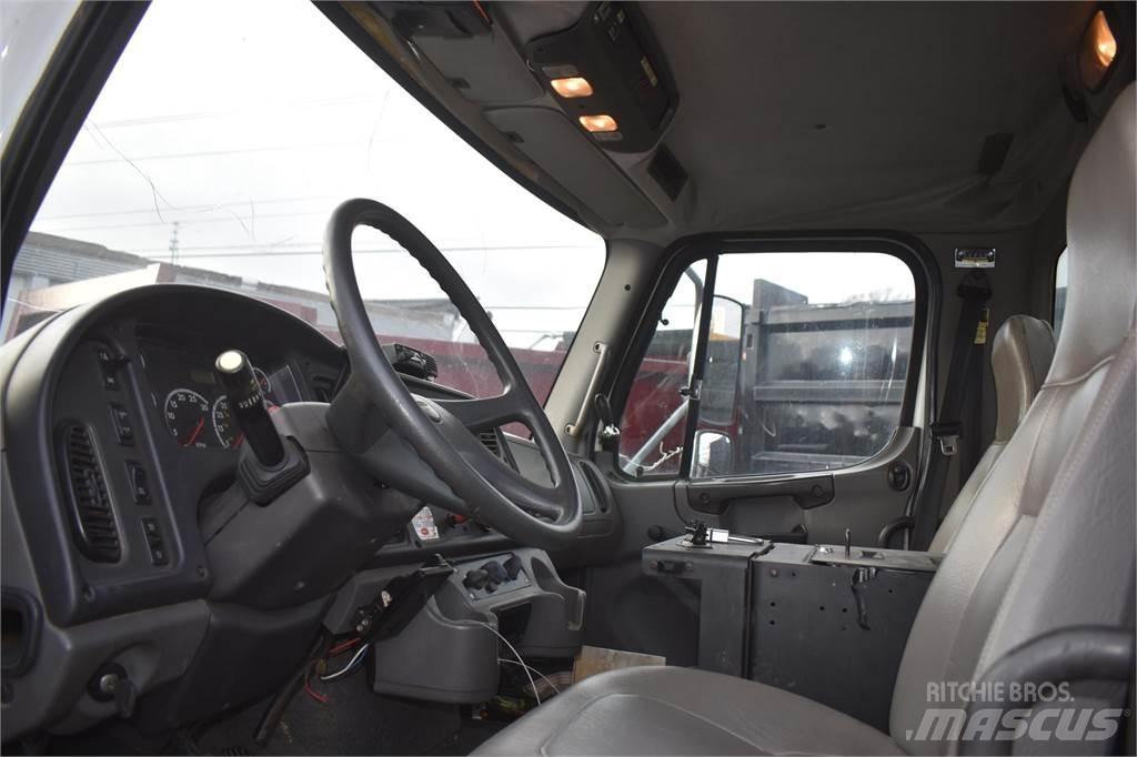 Altec AA755L 卡車裝載高空作業車