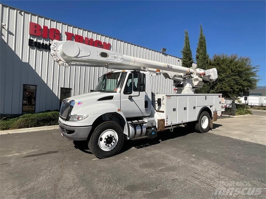 Altec AM55 卡車裝載高空作業車