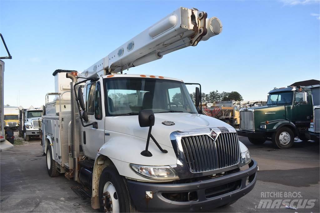 Altec L45M 卡車裝載高空作業車