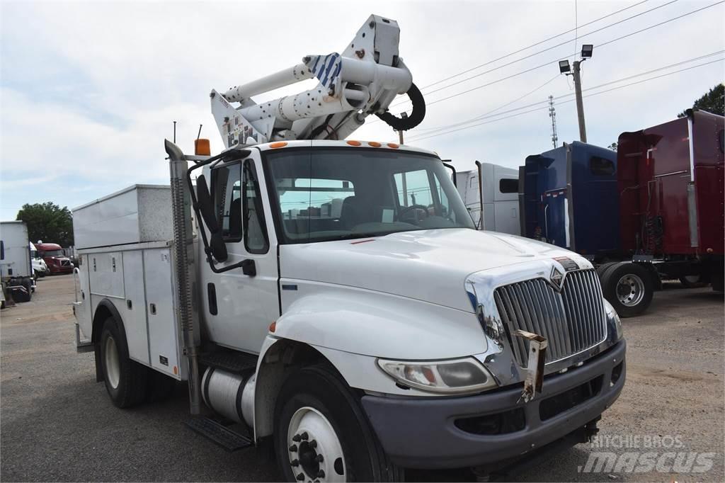 Altec TA40 卡車裝載高空作業車