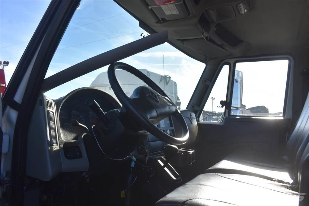 Altec TA41M 卡車裝載高空作業車