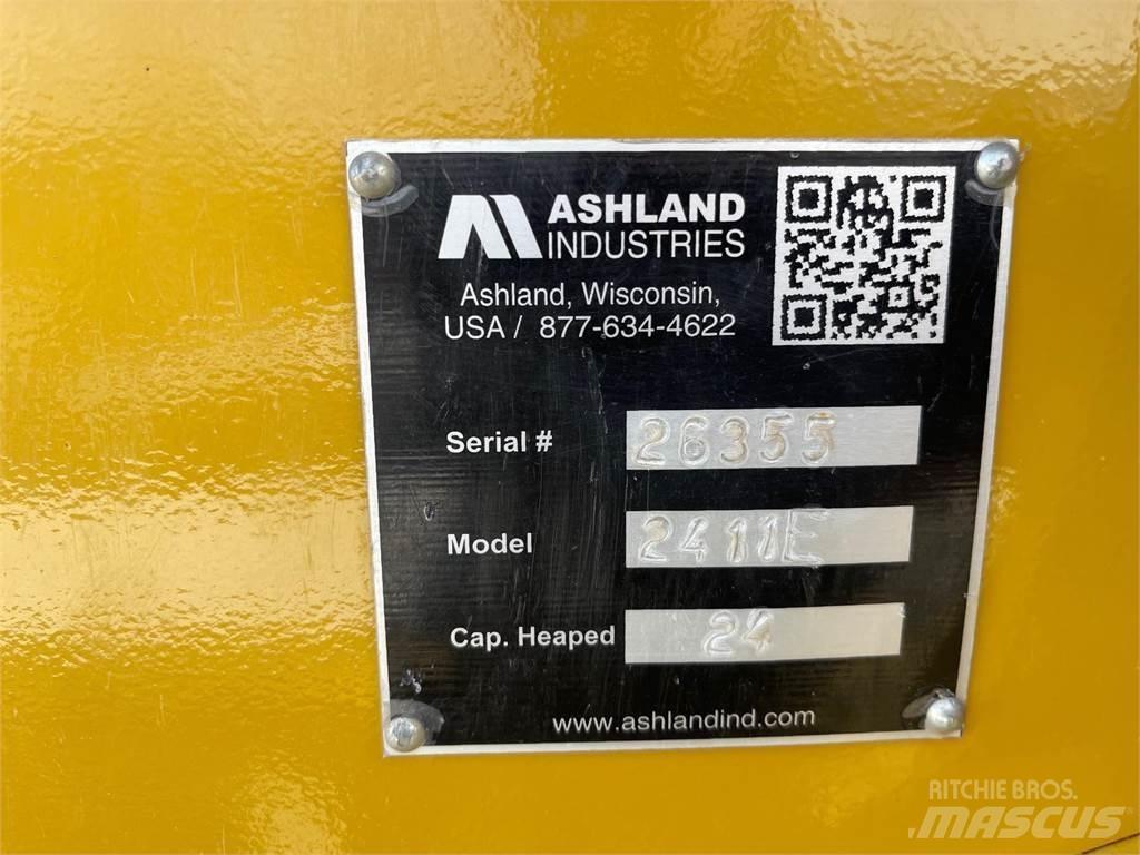 Ashland 2411E 刮土機