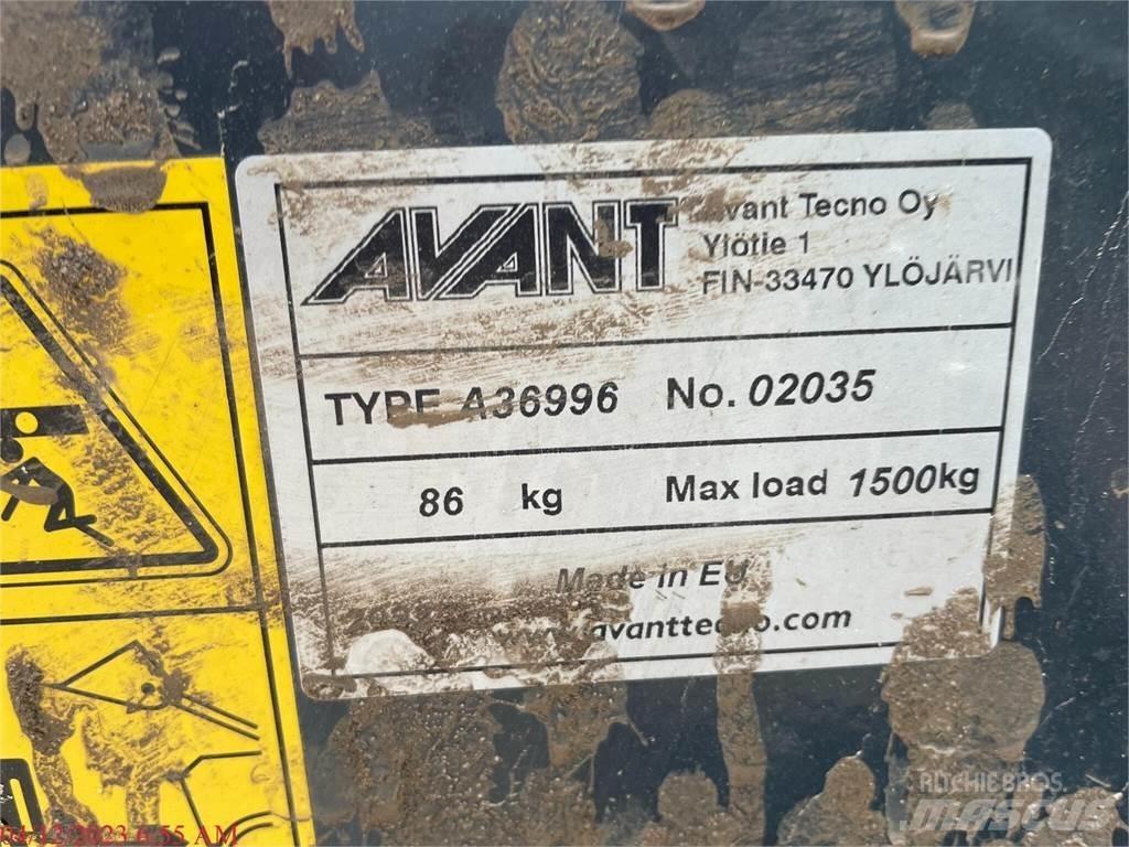 Avant 423 輪胎式裝載機