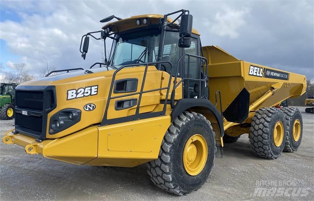 Bell B25E 鉸接式起吊車