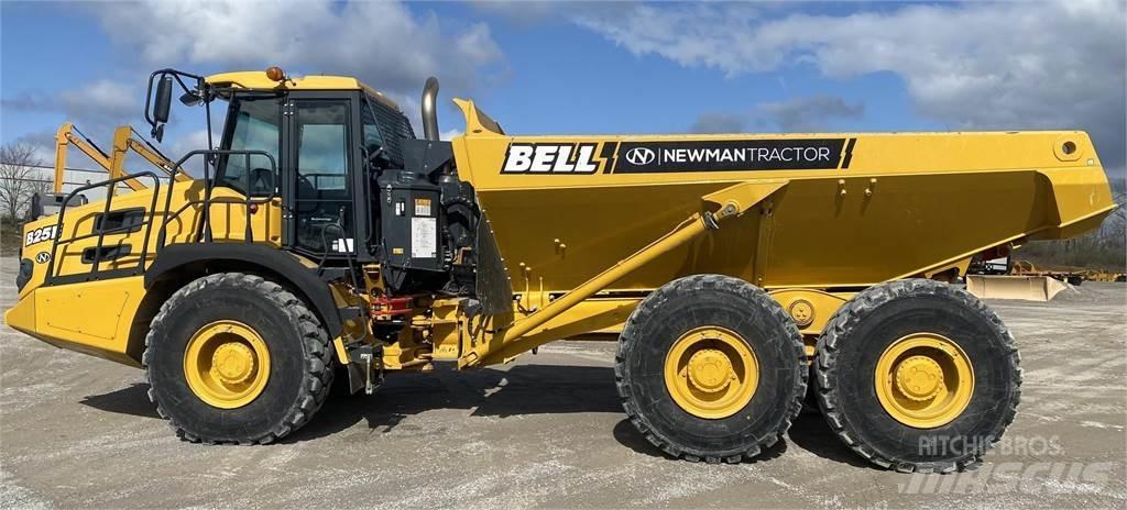 Bell B25E 鉸接式起吊車