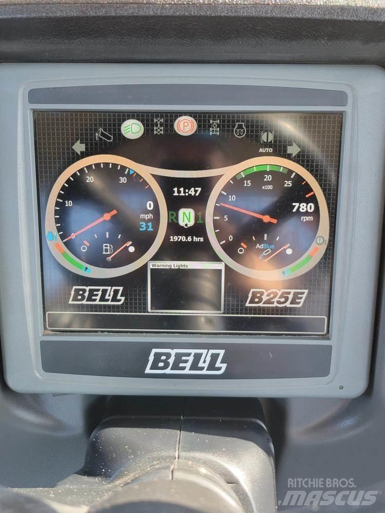Bell B25E 鉸接式起吊車