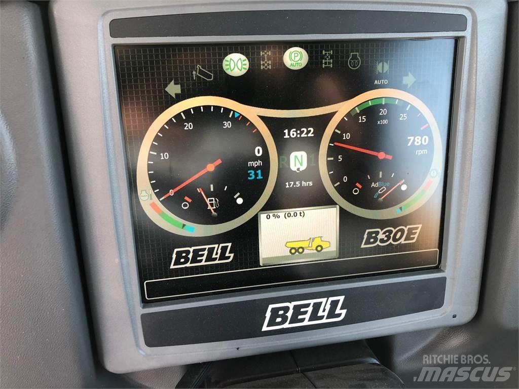 Bell B30E 鉸接式起吊車