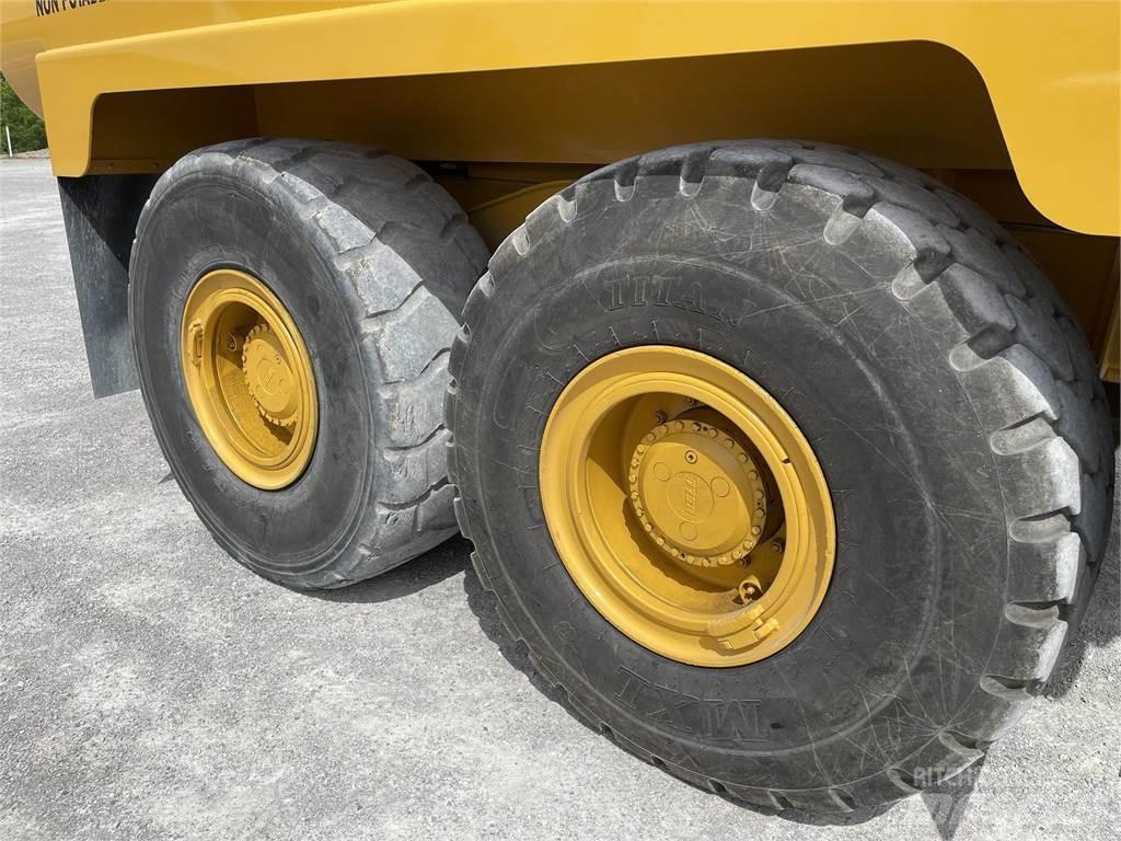 Bell B30E 鉸接式起吊車
