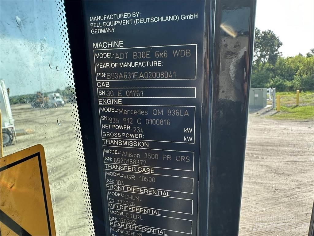 Bell B30E 鉸接式起吊車