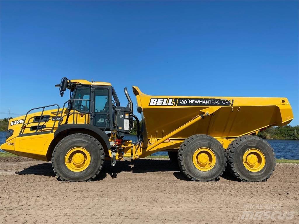 Bell B30E 鉸接式起吊車