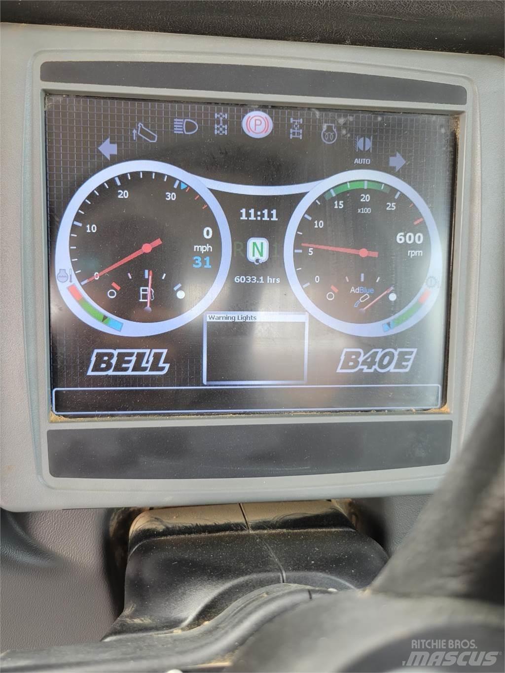 Bell B40E 鉸接式起吊車