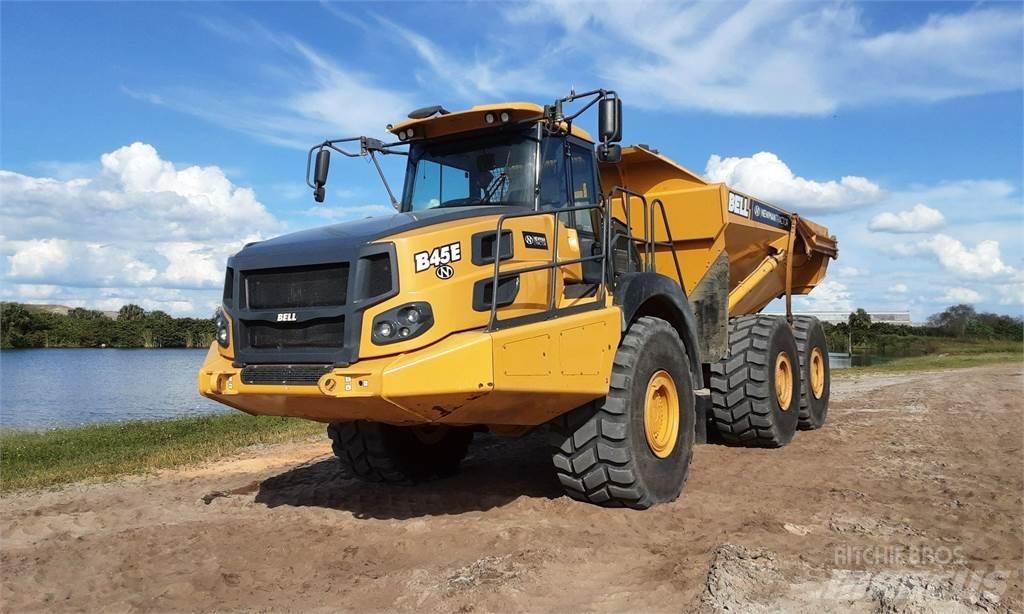 Bell B45E 鉸接式起吊車