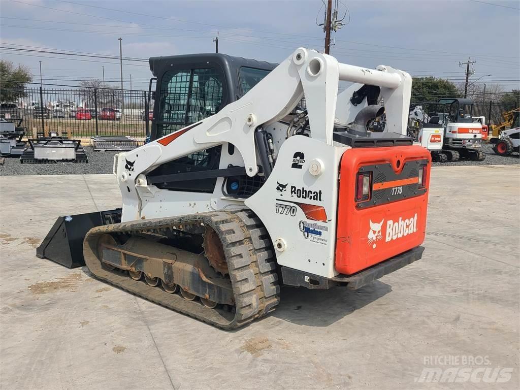 Bobcat T770 滑移轉向裝載機