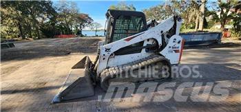 Bobcat T770 滑移轉向裝載機