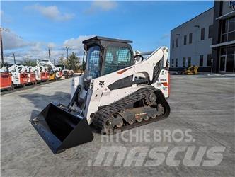 Bobcat T870 滑移轉向裝載機