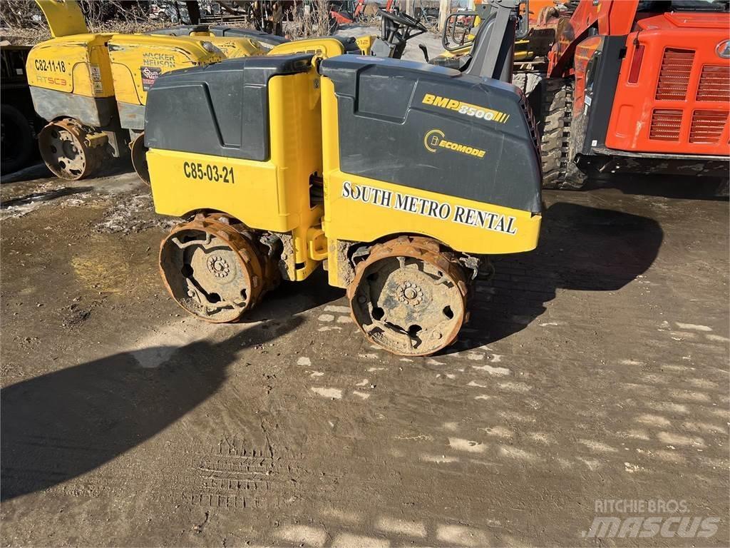 Bomag BMP8500 拖式振動滾壓機