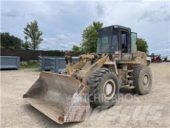 CASE 621B 輪胎式裝載機