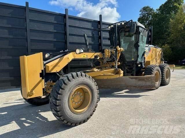 CAT 120 平土機