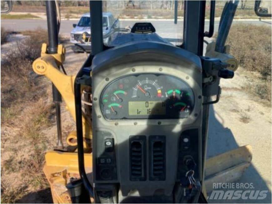 CAT 140M2 平土機