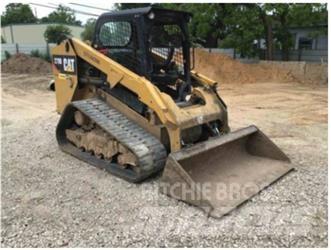 CAT 279D 滑移轉向裝載機