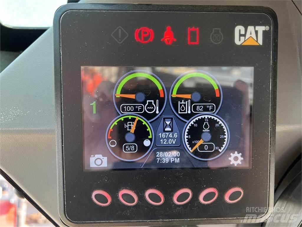 CAT 279D3 滑移轉向裝載機