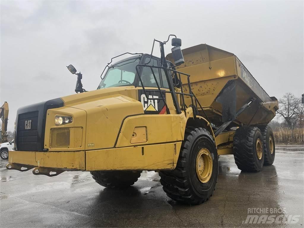 CAT 745C 鉸接式起吊車