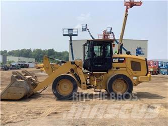 CAT 926M 輪胎式裝載機