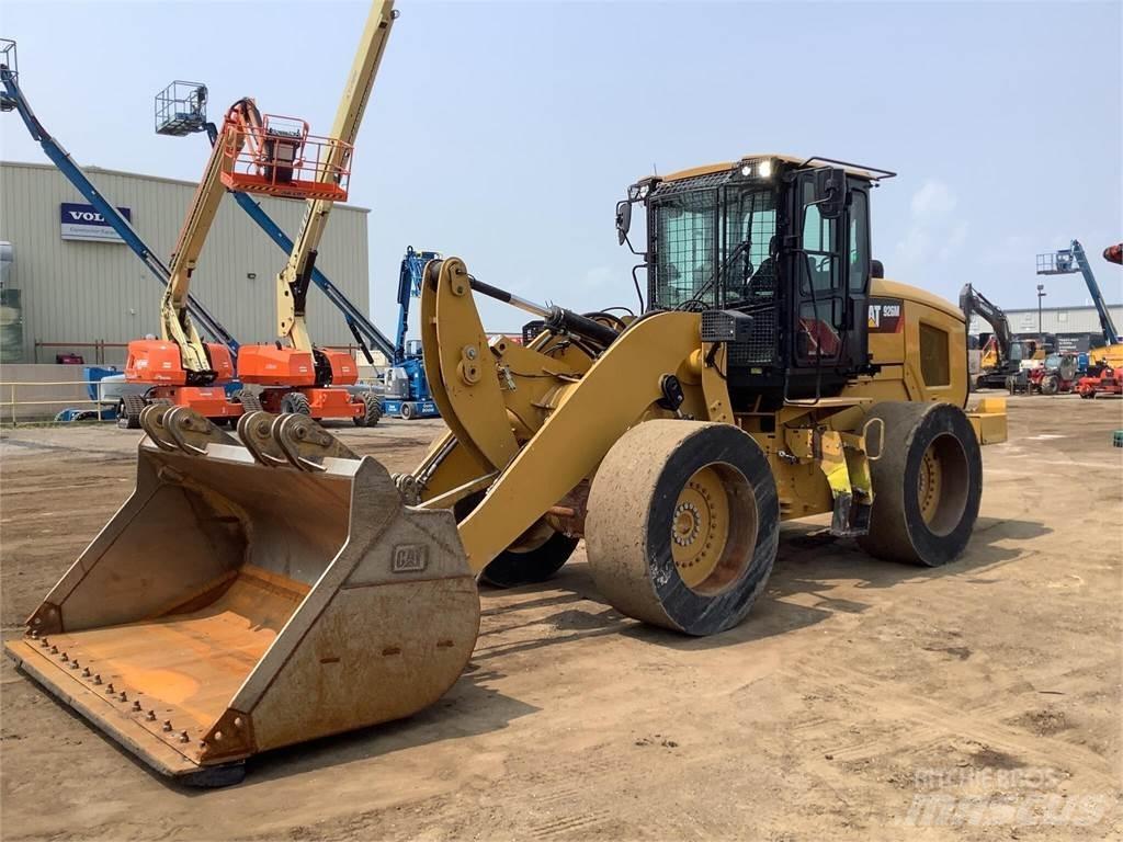 CAT 926M 輪胎式裝載機