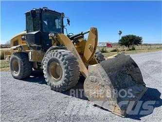 CAT 930M 輪胎式裝載機
