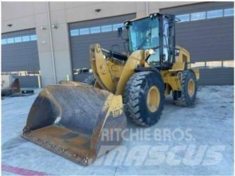 CAT 930M 輪胎式裝載機