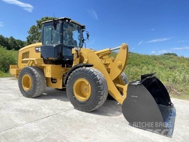 CAT 930M 輪胎式裝載機