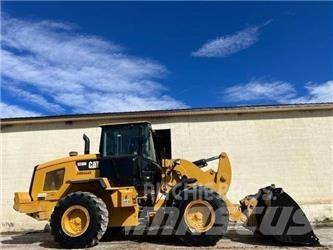 CAT 938M 輪胎式裝載機