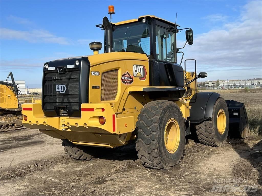 CAT 938M 輪胎式裝載機
