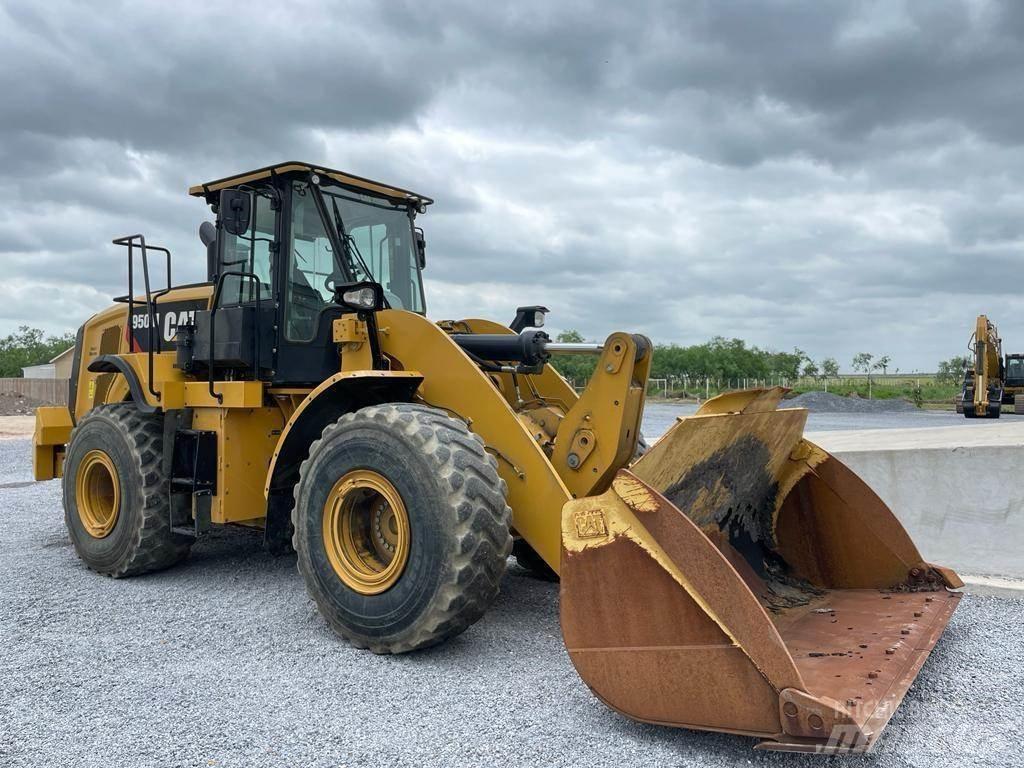 CAT 950M 輪胎式裝載機